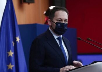 Στέλιος Πέτσας: Απομακρύνεται η 7η Δεκεμβρίου για άρση του lockdown. τα κομμωτήρια θα ανοίξουν σύντομα