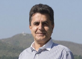 Ζήσης Τζηκαλάγιας: Φεύγουν οι μετανάστες από τα ξενοδοχεία της Καστοριάς