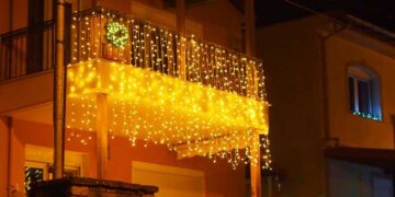 Γρεβενά: Εντυπωσιακές οι “Χριστουγεννιάτικες Γειτονιές” των Δημοτών