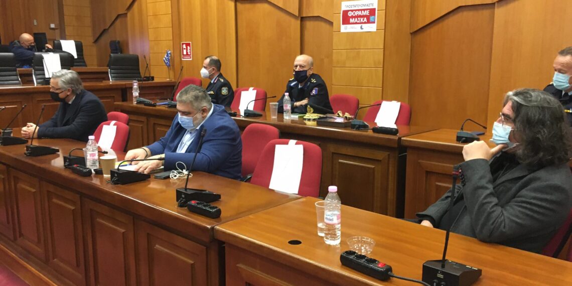 Στα γραφεία των Δημάρχων για πρώτη φορά η αναφορά του ΕΟΔΥ για τα θετικά κρούσματα- Τι αναφέρεται στο «ΕΜΠΙΣΤΕΥΤΙΚΟ» έγγραφο