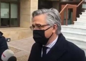 Ζευκλής: “Υπάρχει πάντα η απειλή αυστηροποίησης των μέτρων” – Μαλούτας: “Η αυξημένη συγκέντρωση κρουσμάτων στο δήμο προήλθε από μνημόσυνο σε κοινότητα” (VIDEO)