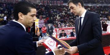 Πρώην VS νυν στο Τελ Αβίβ, «πονάει» στην Αγγλία ο Ολυμπιακός