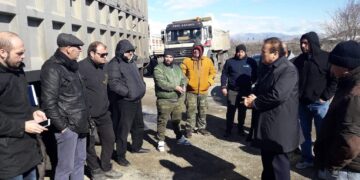 Συνάντηση Γ. Αντωνιάδη με εκπροσώπους ιδιοκτητών και εργαζομένων στα φορτηγά, που δραστηριοποιούνται στο ορυχείο ΑΗΣ-ΑΜΥΝΤΑΙΟΥ ΦΙΛΩΤΑ