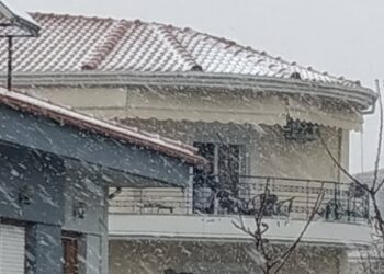 Ώρα 09:00 Έντονη χιονόπτωση αυτή την ώρα στη Κοζάνη