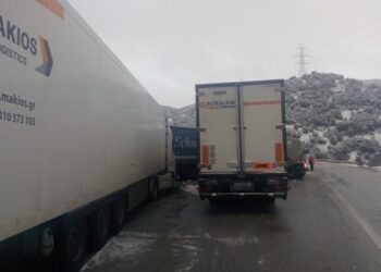 Κλειστή για τα φορτηγά η Εθνική Οδός Κοζάνης-Λάρισας από τις 3 το πρωί στο ύψος του Σαραντάπορου