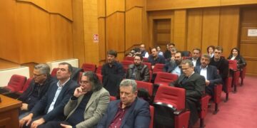 Οι τοποθετήσεις δημάρχων και φορέων στο Περιφερειακό Συμβούλιο για την απολιγνιτοποίηση – Τι είπαν για όσους απείχαν από τη συζήτηση (VIDEO)