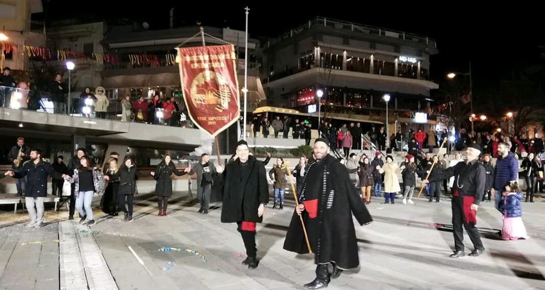 Σε αποκριάτικους ρυθμούς για δεύτερη ημέρα η Κοζάνη!