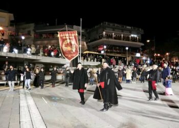 Σε αποκριάτικους ρυθμούς για δεύτερη ημέρα η Κοζάνη!