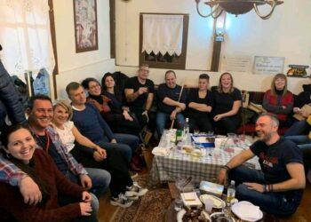 Ο Γιάννης Σερβετάς στην Κοζανίτικη Αποκριά και τον φανό Πηγαδ’ τ’ Κεραμαριό