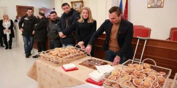 Ο Δήμος Καστοριάς έκοψε την βασιλόπιτά του