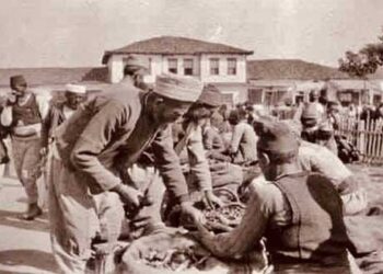 Kaylar – Πτολεμαΐδα: 10 σπάνιες φωτογραφίες από το 1917 – Σκηνές από το παζάρι που γινόταν στα κάτω Καϊλάρια