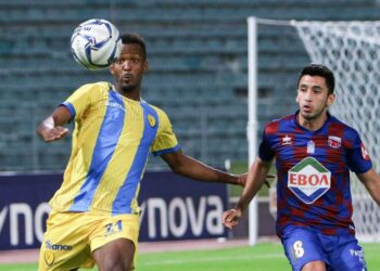 Η έδρα κρίνει το «τρίποντο»