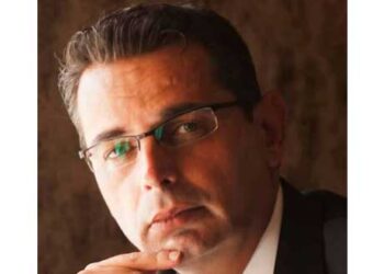 Ελληνισμός και νεοφιλελευθερισμός. Ταξικός και εθνικός αγώνας – Γράφει ο Ανδρέας Τσιφτσιάν