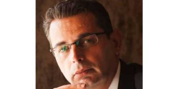 Ελληνισμός και νεοφιλελευθερισμός. Ταξικός και εθνικός αγώνας – Γράφει ο Ανδρέας Τσιφτσιάν