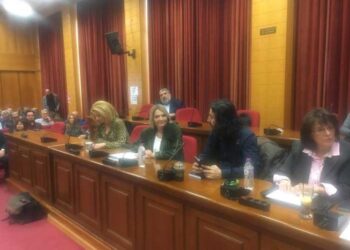 Η εισήγηση της Γ. ΖΕΜΠΙΛΙΑΔΟΥ εκ μέρους των παρατάξεων της αντιπολίτευσης στην εκδήλωση για την απολιγνιτοποίηση