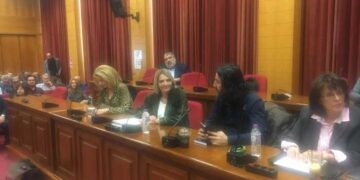 Η εισήγηση της Γ. ΖΕΜΠΙΛΙΑΔΟΥ εκ μέρους των παρατάξεων της αντιπολίτευσης στην εκδήλωση για την απολιγνιτοποίηση