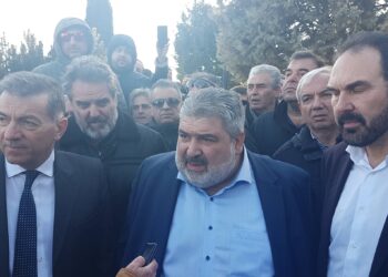 Πλακεντάς, Αδαμίδης, Γιαννάκης για την αποχώρηση δημάρχων-συνδικάτων από την ημερίδα: “Προσχηματικός διάλογος” (VIDEO)