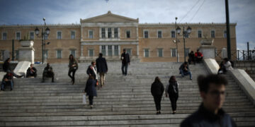 Ασφαλιστικό: Ευθύνη απέναντι στο μέλλον– Γράφει ο Θωμάς Γκατζόφλιας