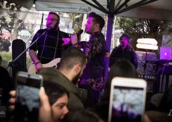 Δείτε πολλές φωτογραφίες από το μεγάλο αποκριάτικο πάρτυ την Τσικνοπέμπτη στο Baccara με τους ONIRAMA!