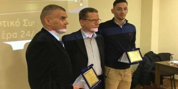 Δ.Σ. Κοζάνης: Τιμητικές διακρίσεις στον παγκόσμιο πρωταθλητή Α. Τεληκωστόγλου και τον προπονητή Χ. Αλμασίδη – Στόχος η ολυμπιακή πρόκριση