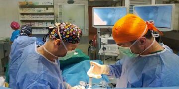 Λαπαροσκοπική με ΕΝΑ ΜΟΝΟ ΤΡΟΚΑΡ στο Μποδοσάκειο Νοσοκομείο Πτολεμαΐδας!