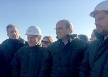 Τι απάντησε ο Υπουργός Κ. Χατζηδάκης από την “Πτολεμαΐδα 5” στο σχόλιο δημοσιογράφου πως “ξέρουμε πότε θα κλείσει η μονάδα και δεν ξέρουμε πότε θα ανοίξει” -VIDEO