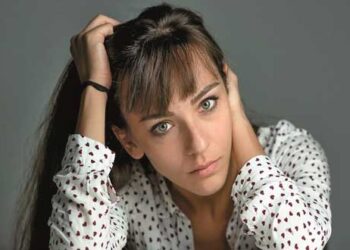 Κόκκινο Ποτάμι – Η Κοζανίτισσα Δήμητρα Βήττα: «Η ποντιακή λύρα μάς παρακινεί να παίξουμε καλύτερα»