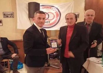 Βράβευση του ταλαντούχου Μάκη Βουνοτρυπίδη  – Από τα Παραπολιτικά του Παλμού της Τετάρτης 5 Φεβρουαρίου