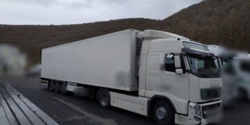 Σύλληψη 61χρονου αλλοδαπού, στην Κρυσταλλοπηγή Φλώρινας, για παράνομη μεταφορά 3 αλλοδαπών