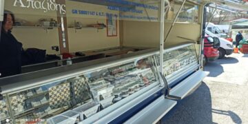 Κορονωϊός: Άδεια η Λαϊκή Αγορά Πτολεμαΐδας- Προσεκτικό το κοινό (φωτογραφίες)