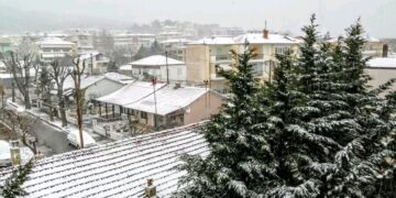 Ανοιξιάτικο …χιόνι και στην Κοζάνη