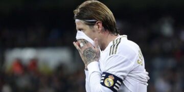 Κορονοϊός, η μαύρη τρύπα των τεσσάρων δις που απειλεί το ποδόσφαιρο