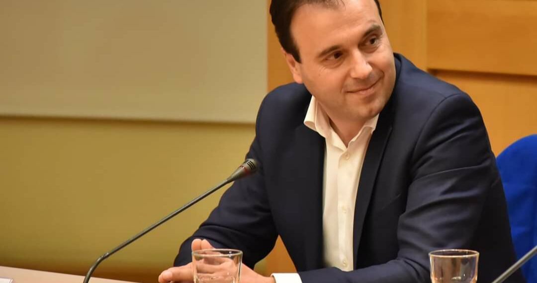 Πρόεδρος ΚΕΔΕ: Οι Δήμαρχοι οφείλουμε να στείλουμε το δικό μας μήνυμα συμμετοχής στην Εθνική προσπάθεια