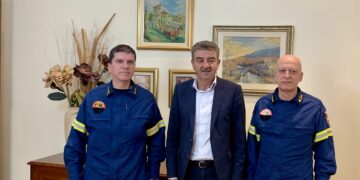 Εθιμοτυπική επίσκεψη του Περιφερειακού Διοικητή Πυροσβεστικών Υπηρεσιών Δυτικής Μακεδονίας στον Δήμαρχο Γρεβενών