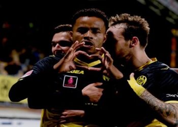 Roda, τσάντα και… κοπάνα