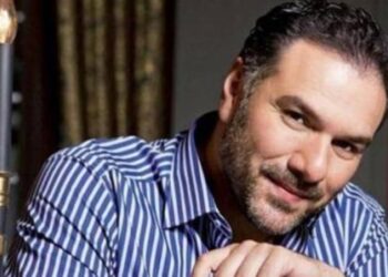 Κορωνοϊός – Γρηγόρης Αρναούτογλου: Το viral τραγούδι που έγραψε «Τα χεράκια θα πλύνω»