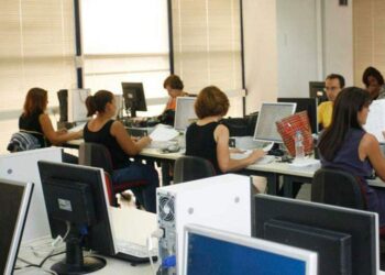 Κορωνοϊός: Δέκα κατεπείγοντα μέτρα από το ΥΠΕΣ