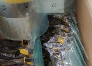 70 Ασπίδες Προσώπου παραδόθηκαν στο Νοσοκομείο Καστοριάς από την Περιφερειακή Ενότητα Καστοριάς