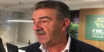 Ο δήμαρχος Γρεβενών και πρόεδρος της ΠΕΔ Γιώργος Δασταμανης βρέθηκε στον Έβρο – Τι είπε για την παρουσία του στα σύνορα και τη συγκινητική συμπαράσταση του κόσμου (Βίντεο)