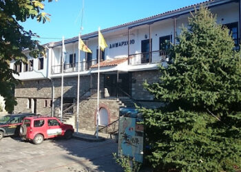 Πινγκ- πονγκ ανάληψης ευθύνης για την καραντίνα στην Καστοριά- Ποιος θα πάρει την απόφαση για τη λήψη νέων μέτρων και σε ποιες περιοχές – Το παρασκήνιο της σύσκεψης- Κρίσιμο Περιφερειακό Συμβούλιο με τηλεδιάσκεψη