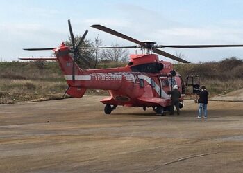 Νεάπολη Βοΐου: Η άφιξη με το ελικόπτερο του Υφ. Πολιτικής Προστασίας Ν. Χαρδαλιά και του κλιμακίου, για τα χωριά της καραντίνας (VIDEO)
