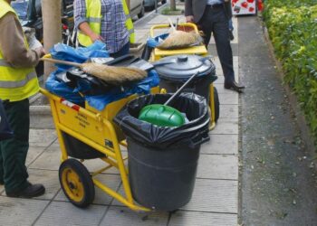 ΟΑΕΔ -Νέα Κοινωφελής: Τον Απρίλιο οι αιτήσεις για τις 36.500 θέσεις