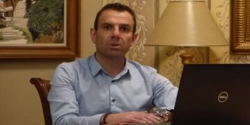 Το μήνυμα του δημάρχου Καστοριάς: “Αποφασίστηκε να ζητηθεί να κηρυχθεί η περιοχή σε κατάσταση εκτάκτου ανάγκης- Οφείλουμε και πρέπει να σταθούμε όρθιοι” VIDEO