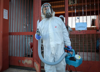 Κορονοϊος: Άδεια 15 ημερών στους γονείς για τα κλειστά σχολεία ανακοινώνει η κυβέρνηση