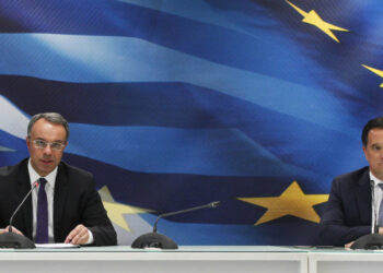 Κορωνοϊός-Νέα μέτρα: Επίδομα 800 ευρώ σε 1,7 εκατ. εργαζόμενους -Καλύπτονται επιπλέον 700.000 ελεύθεροι επαγγελματίες