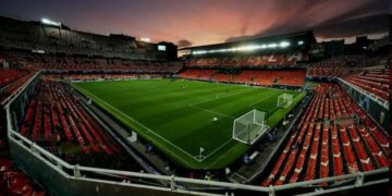 Δεν χάνει μετά από… 0-1 η Τότεναμ, άδειο το «Μεστάγια»