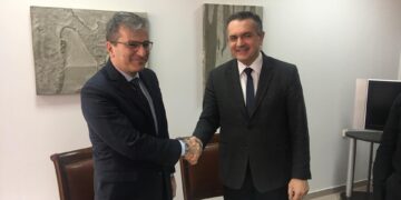 Χέρι- χέρι Πανεπιστήμιο και Περιφέρεια για την επόμενη μέρα της Δυτικής Μακεδονίας- Υπογραφή μνημονίου συνεργασίας με συγκεκριμένους άξονες- «Εξαιρετική στιγμή για τους δύο φορείς», τονίζουν Κασαπίδης- Θεοδουλίδης