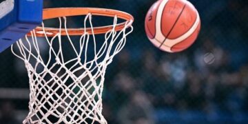 Κορονοϊός: Η ΕΟΚ αναστέλλει τα Εθνικά Πρωταθλήματα