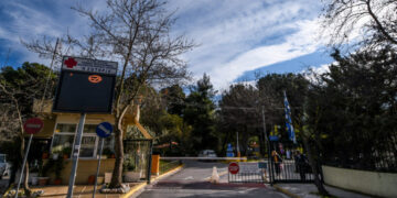 Κορωνοϊός: Πότε πρέπει να κάνει κάποιος το τεστ -Πού μπορεί να πάει, πόσο κοστίζει