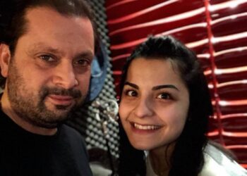 Η πολυτάλαντη Δήμητρα Παπαγερίδου από τα Αλωνάκια Κοζάνης: “Ο πατέρας μου με νανούριζε με την ποντιακή λύρα”